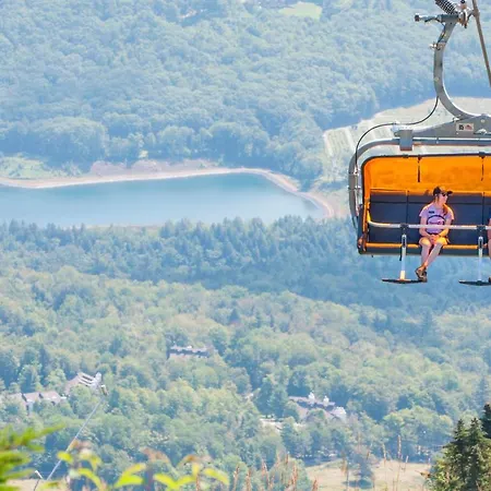 Ski-In, Ski-Out 2 Bedroom Condo With View Of Ski Lift! Condo